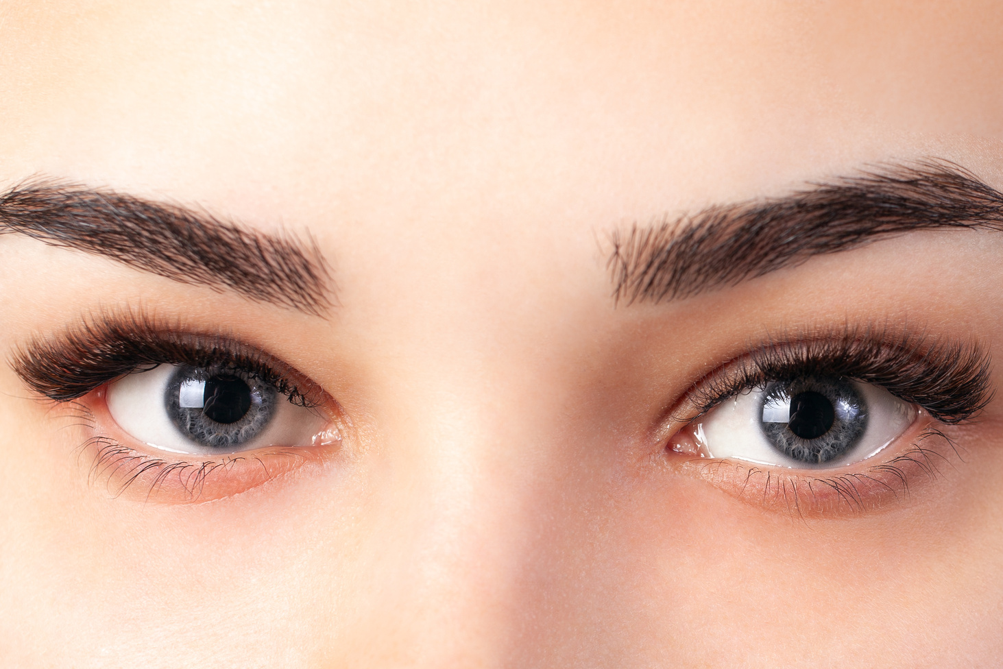 Eyelash Extensions in a Beauty Salon